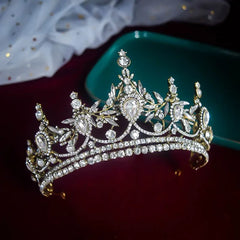 "Isandra" Tiara