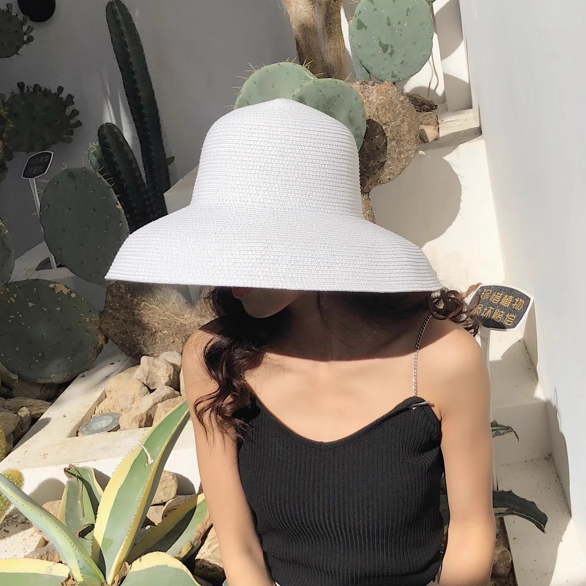 "Bravine" Travel Sun Hat