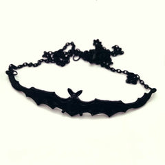 "Hexoria" Cross Bat Choker