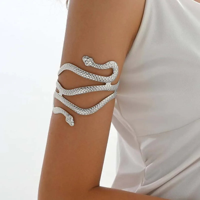 "Nolwenn" Snake Cuff Bracelet