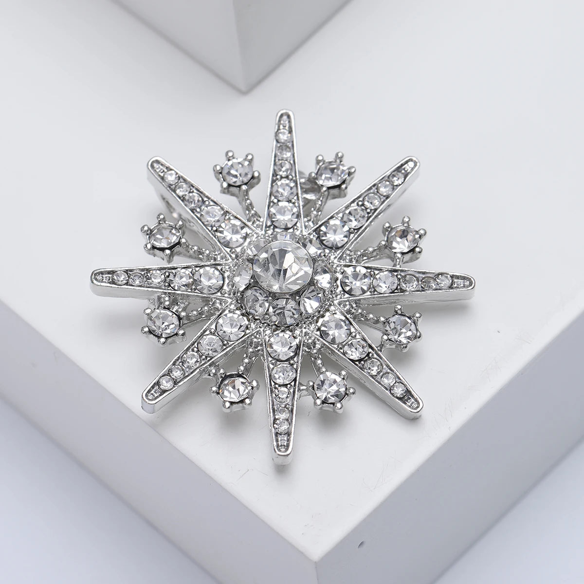 "Eloressa" Star Brooch