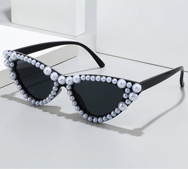 "Mauretta" Cat Eye Sunglasses