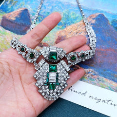 "Julistra" Pendant Necklace