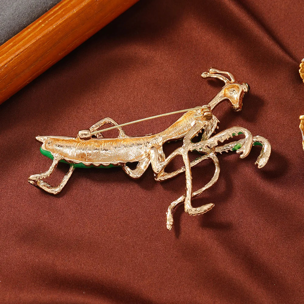 "Osirette" Mantis Brooch