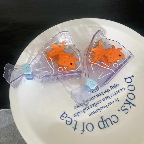 Goldfish Acetate Hairpin
