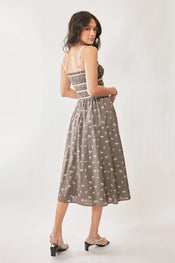 d8ce6ac648a54779bda0ef93b632a3d5-Max-Origin width=100 