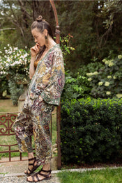 "Love Grows Wild" Bee Print Artist Pants (L/XL) width=100 