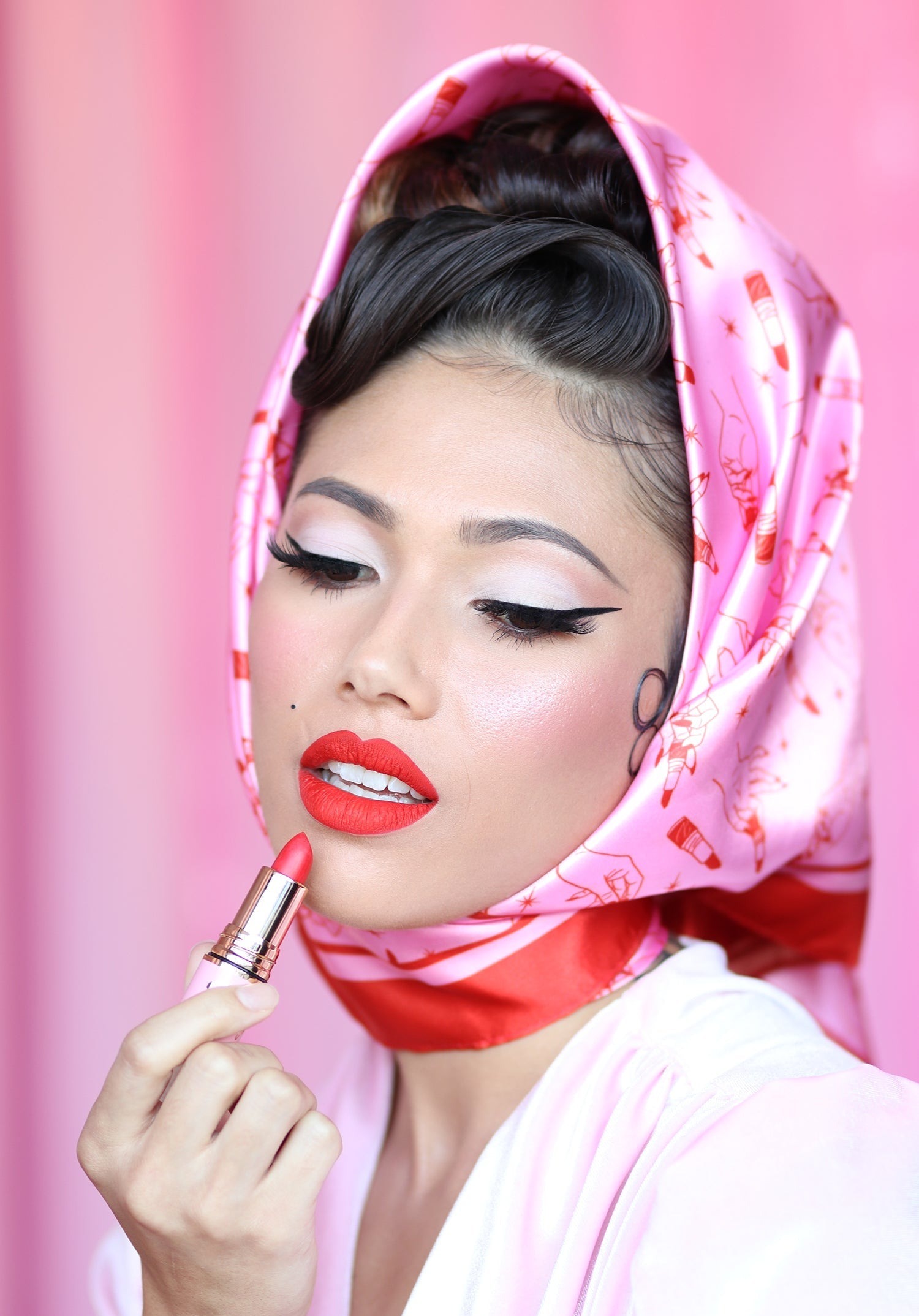'Vintage with a Twist' Satin Scarf-2