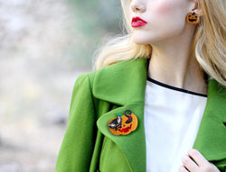 Pumpkin with Black Kitten Brooch by Laliblue-1 width=100 