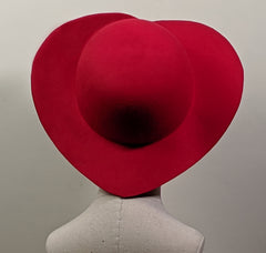 "Sloane" Classic 1940s Style Heart Floppy Hat